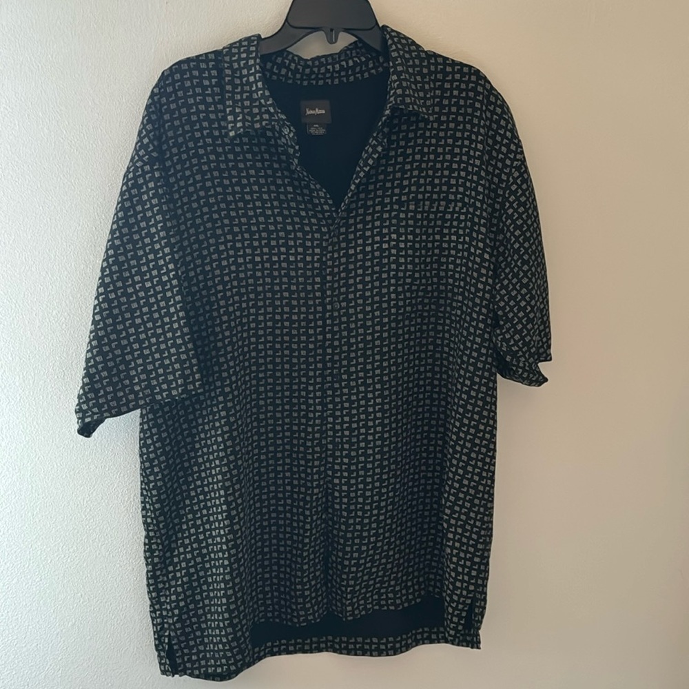 Neiman Marcus black tan 100% silk buttoned down short sleeves men’s shirt Sz XXL